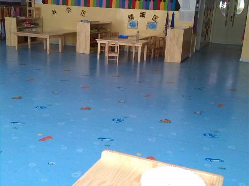 贵州塑胶地板厂家告诉您使用pvc塑胶地板对儿童的好处